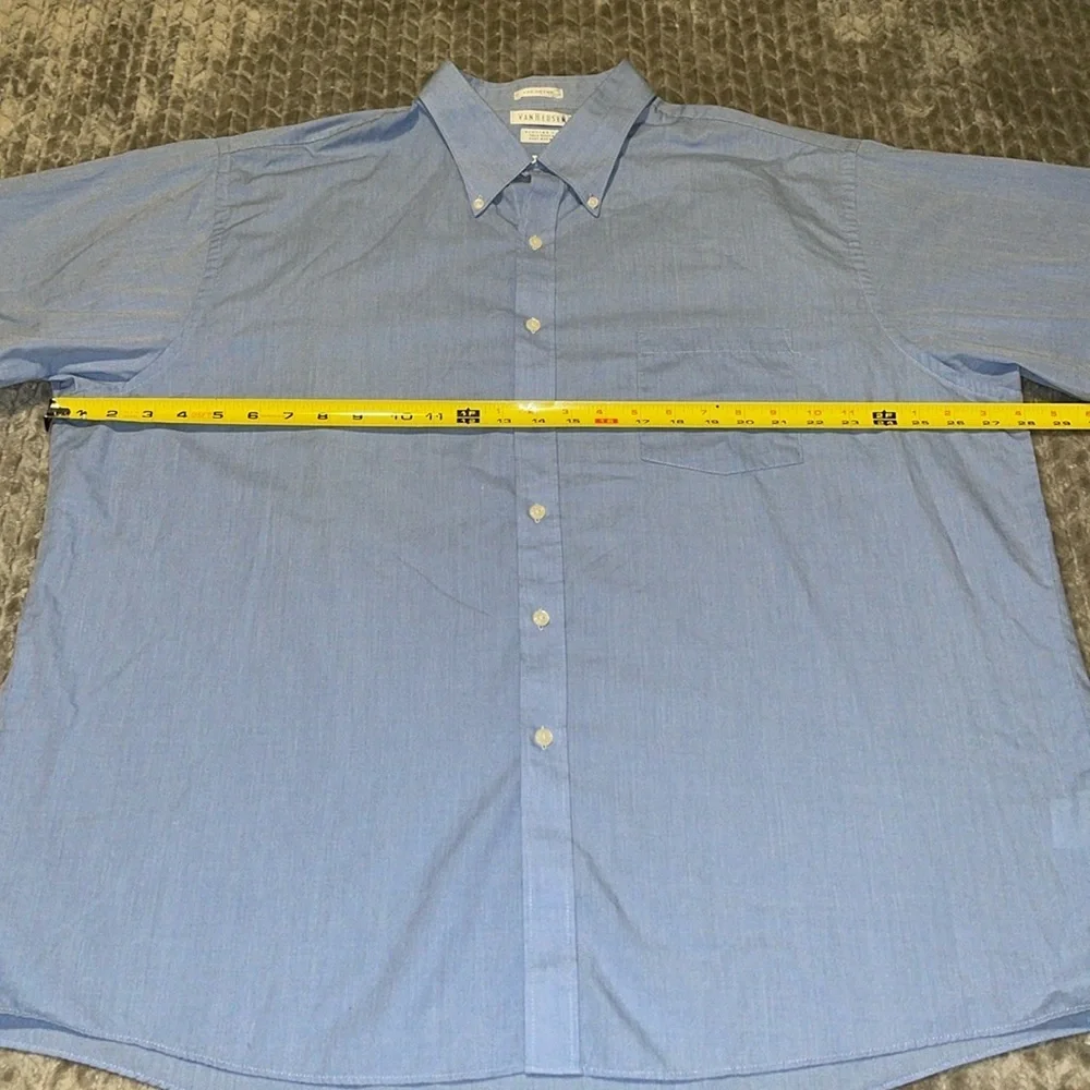 Van Heusen Short Sleeve Button down Shirt. Size 18-18.5. End On End. - Picture 6 of 7